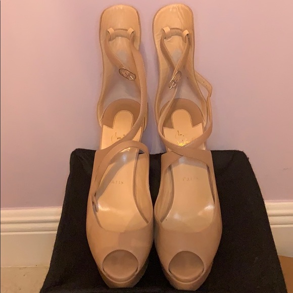 Christian Louboutin platform heels - Picture 3 of 8